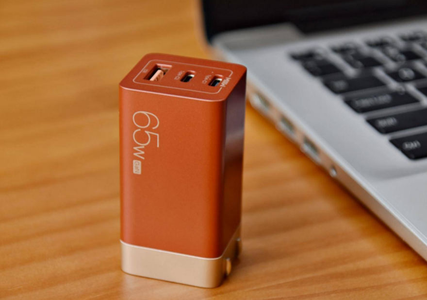 Wayon維安代理商分享能效標準 內(nèi)置GaN高功率密度65W PD快充解決方案